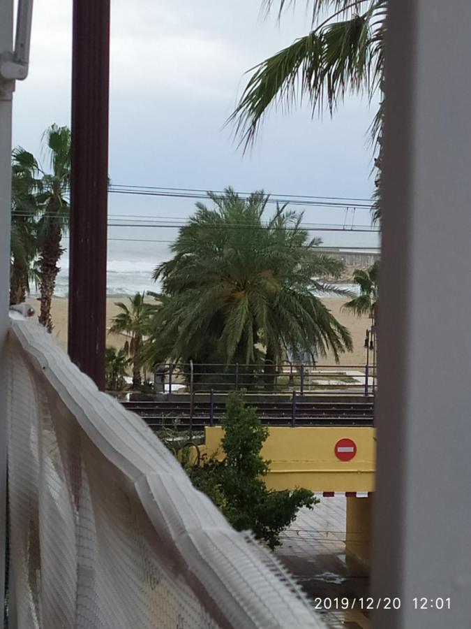 Encantador Apartamento Frente A La Playa De Bara Roda de Bará Екстериор снимка