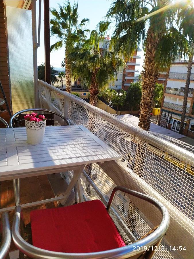 Encantador Apartamento Frente A La Playa De Bara Roda de Bará Екстериор снимка